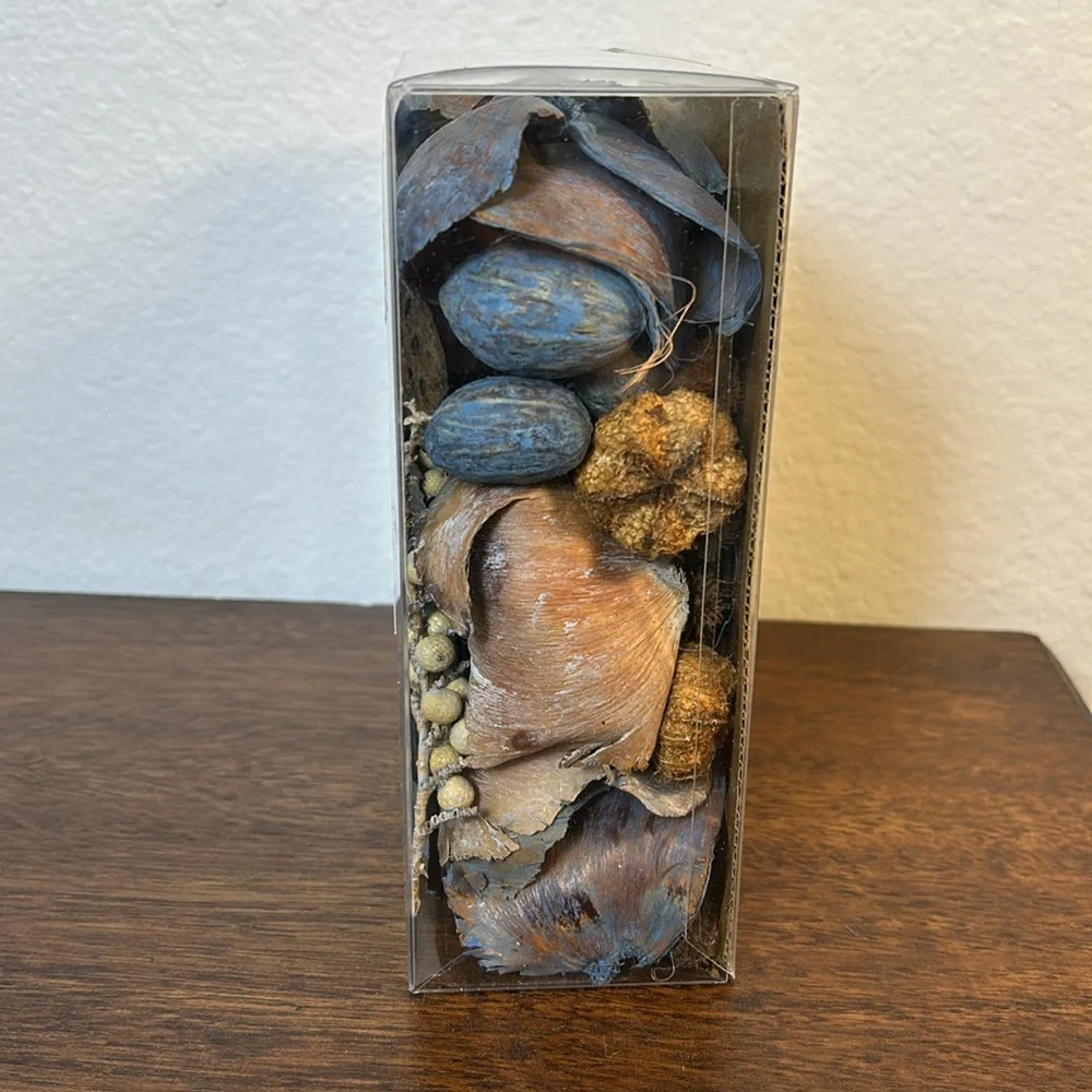 NWT Boxed Natural Golden Mimosa Blue Potpourri Decor Container Filler